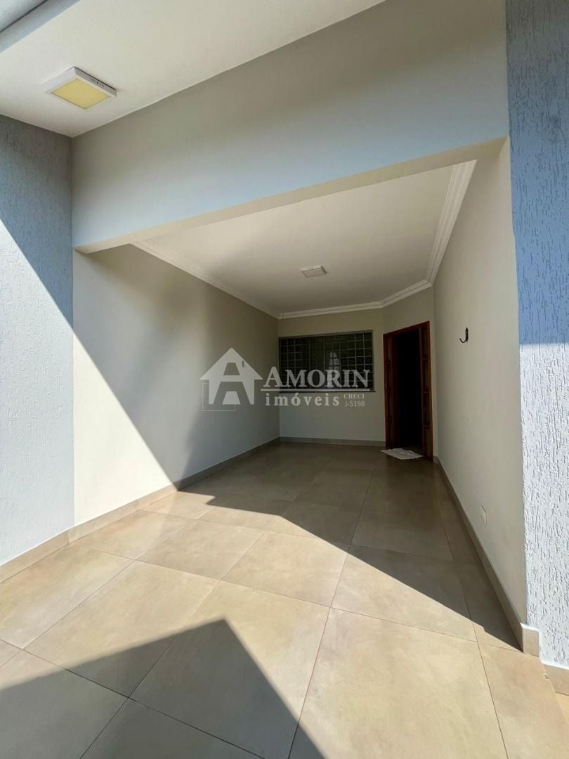 Casa com 3 dormitórios à venda, 200 m  por R  750.000,00 - Jd ...