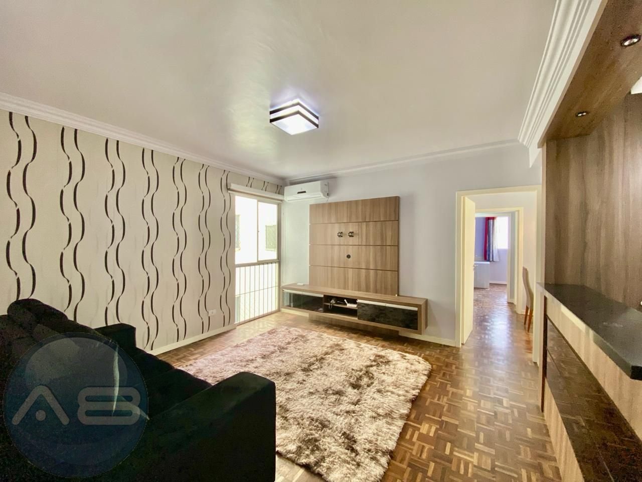 Apartamento semi-mobiliado 3 quartos, Cond com piscina , ao la...