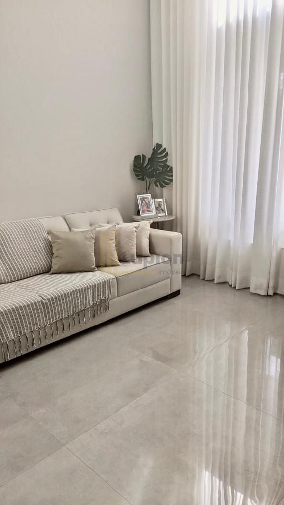 Casa com 3 dormitórios à venda, 112 m  por R  680.000,00 - Jd ...