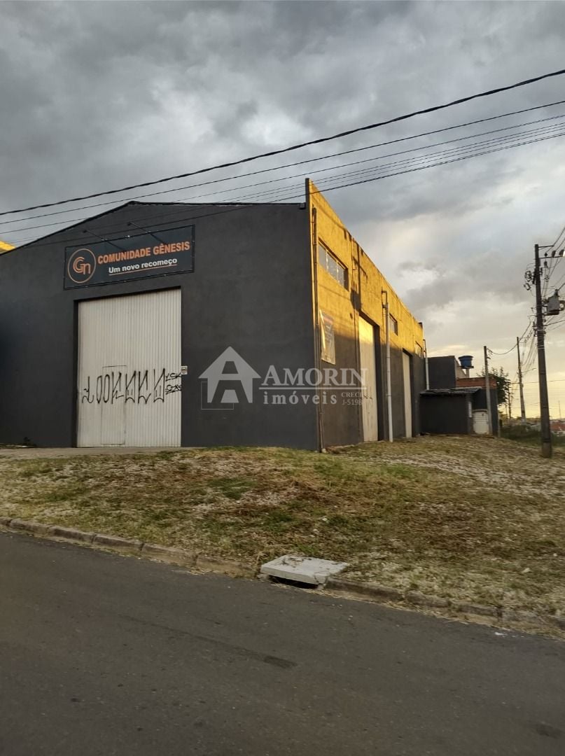 Barracão à venda, 320 m  por R  960.000,00 - Eucaliptos - Faze...