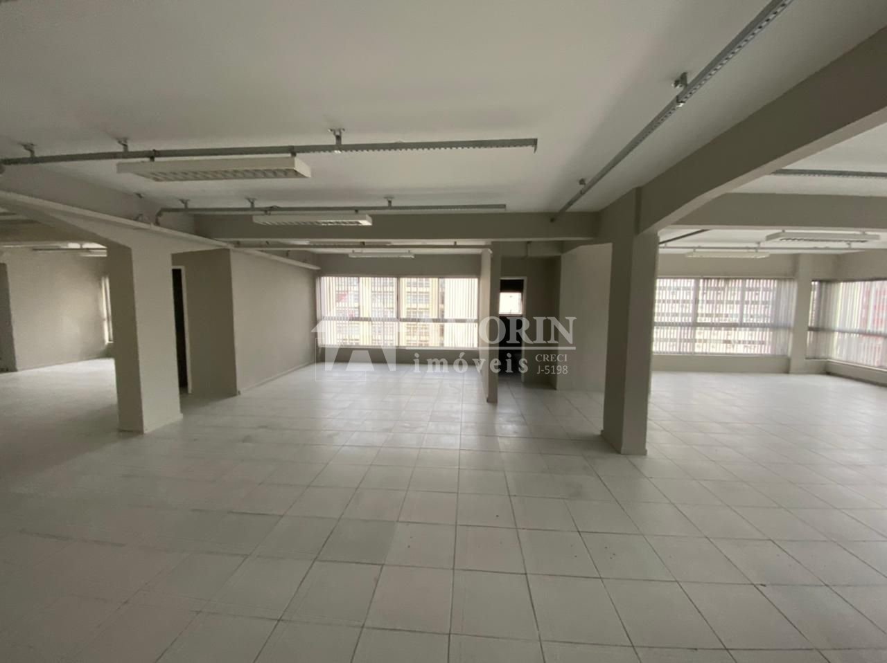 Andar Corporativo à venda, 488 m  por R  2.700.000,00 - Centro...