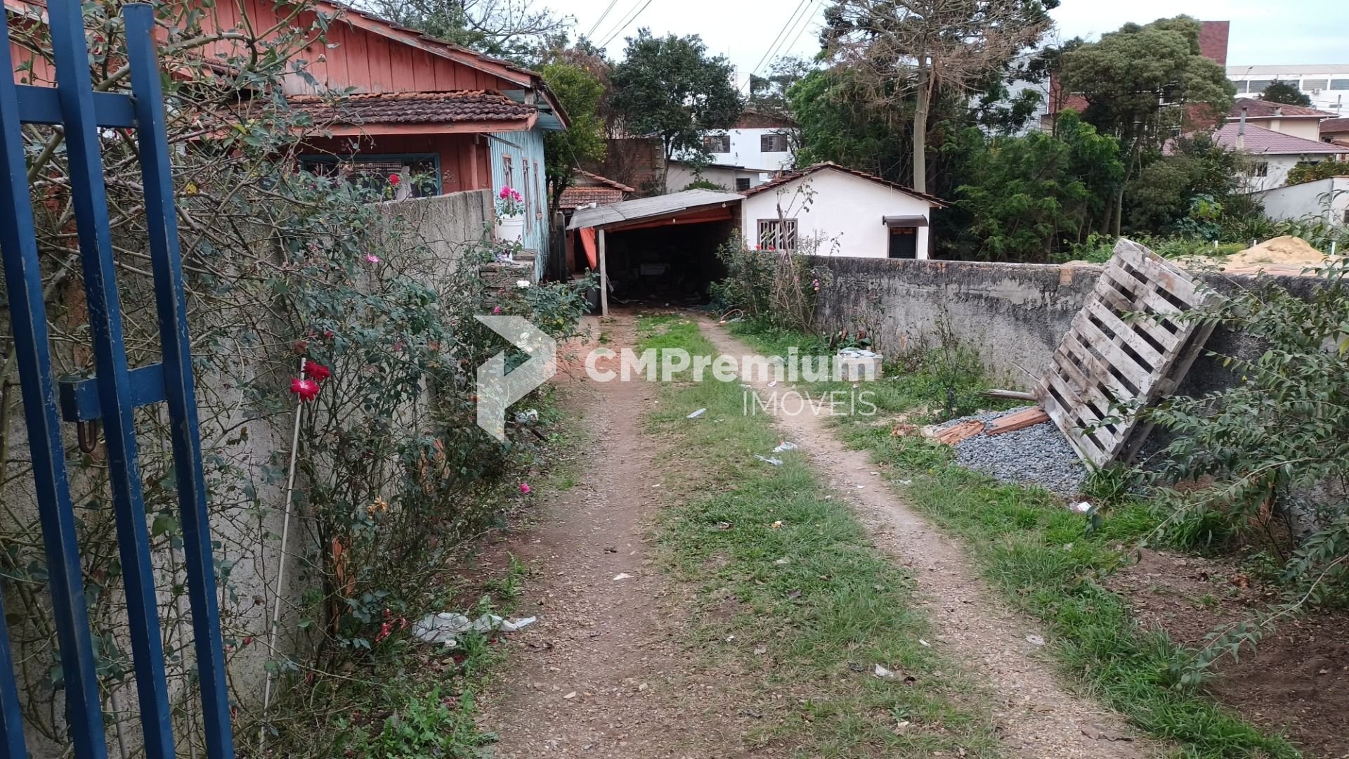 Terreno à venda, 605 m  frente para a Rodovia do Xisto por R  ...