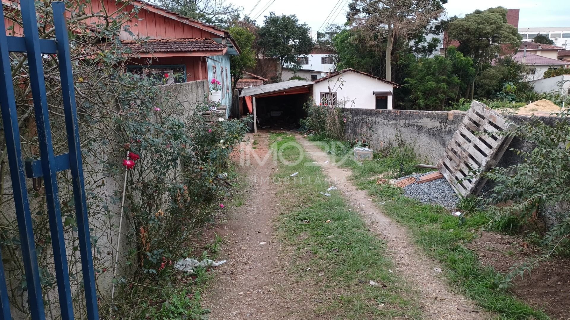Terreno à venda, 605 m  frente para a Rodovia do Xisto por R  ...