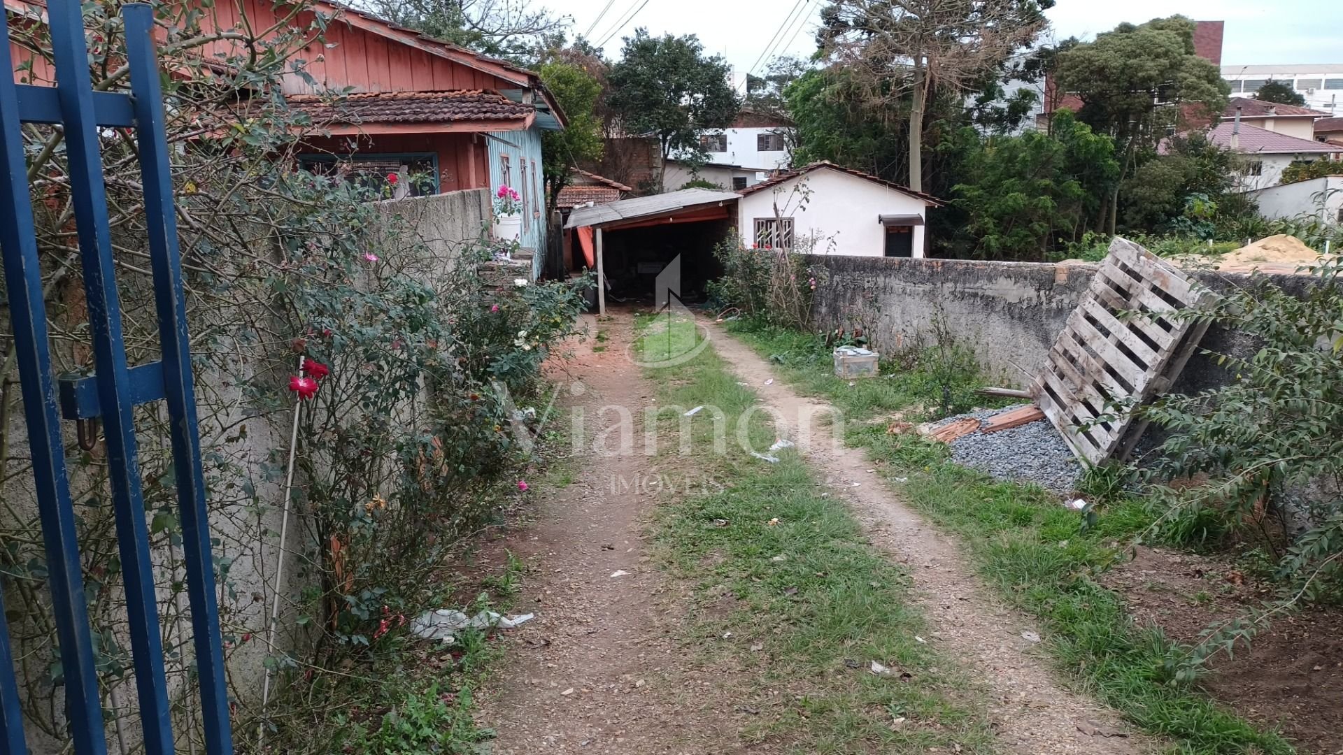 Terreno à venda, 605 m  frente para a Rodovia do Xisto por R  ...