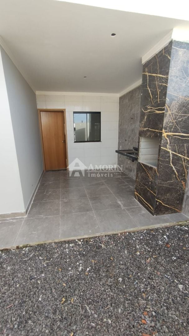Casa com 3 dormitórios à venda, 82 m² por R$ 350.000,00 - Giar...