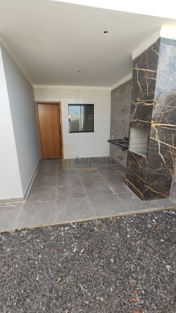 Casa com 3 dormitórios à venda, 82 m² por R$ 350.000,00 - Giar...
