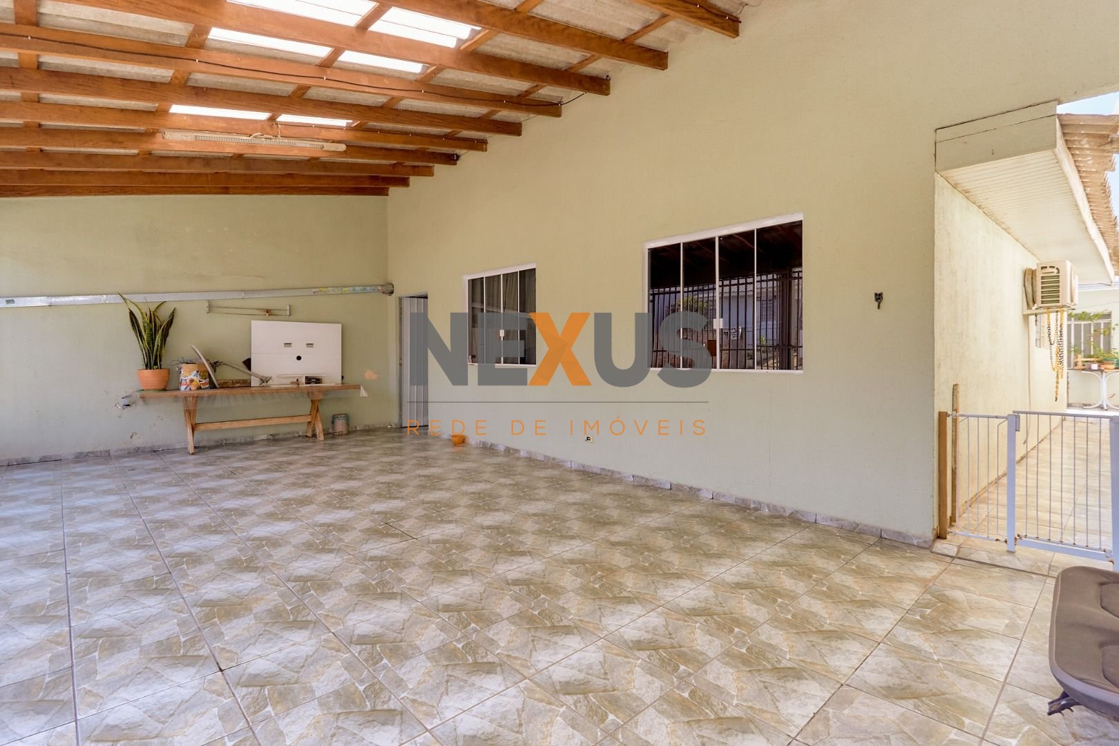 Casa com 3 dormitórios à venda, 85 m  por R  349.900,00 - Cida...