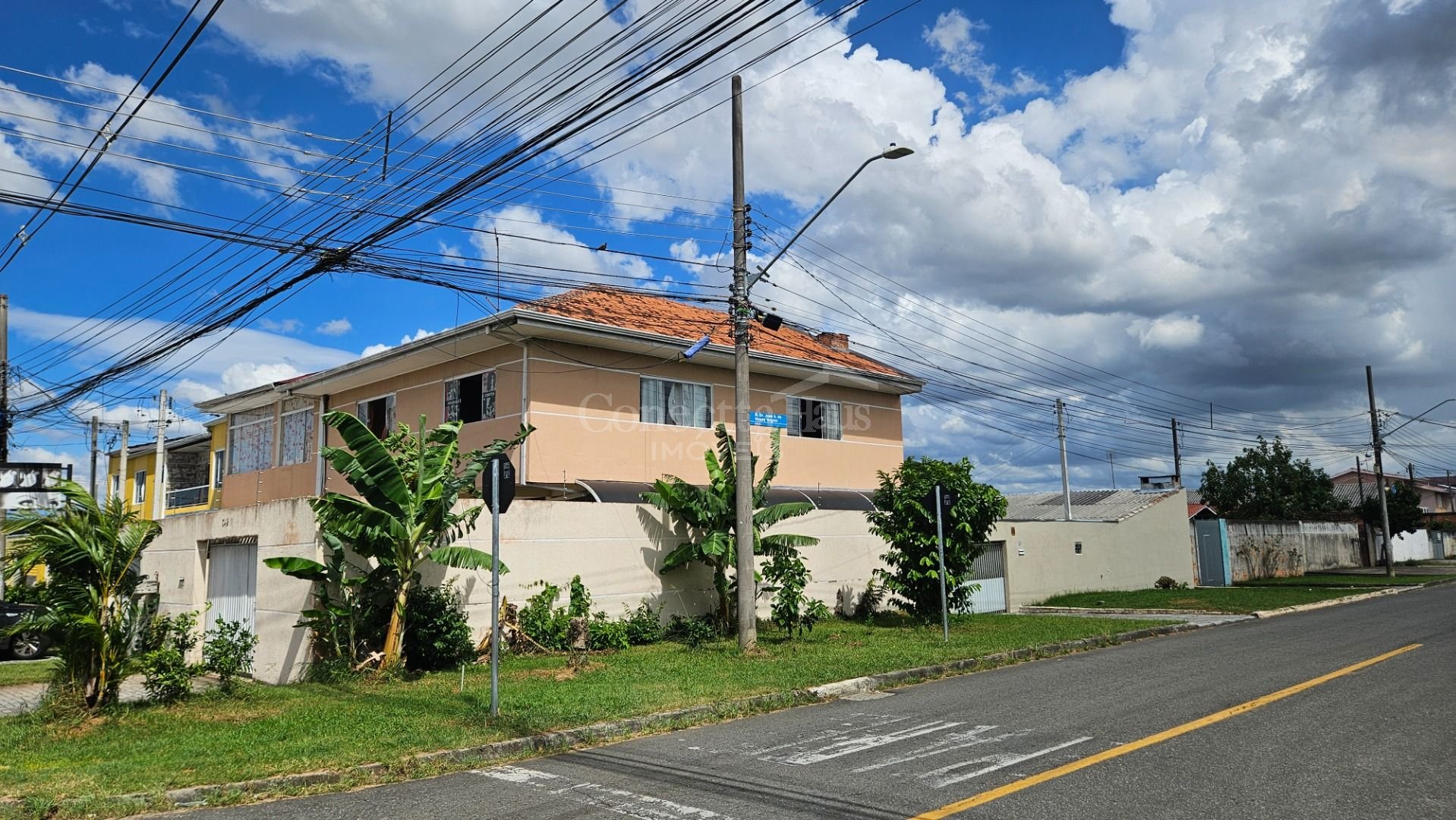 Sobrado  à venda, 340 m , residencia, sala comercial e 03 Quit...