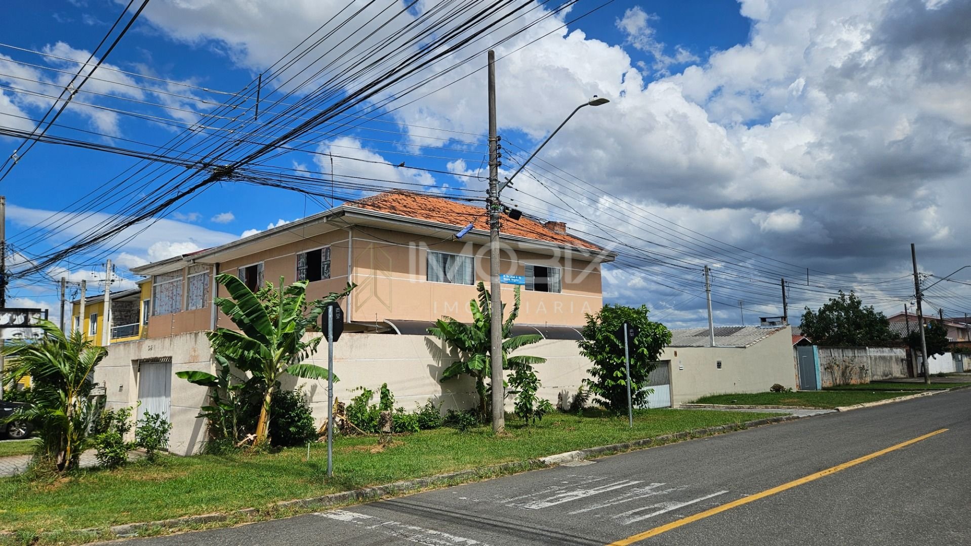 Sobrado  à venda, 340 m , residencia, sala comercial e 03 Quit...