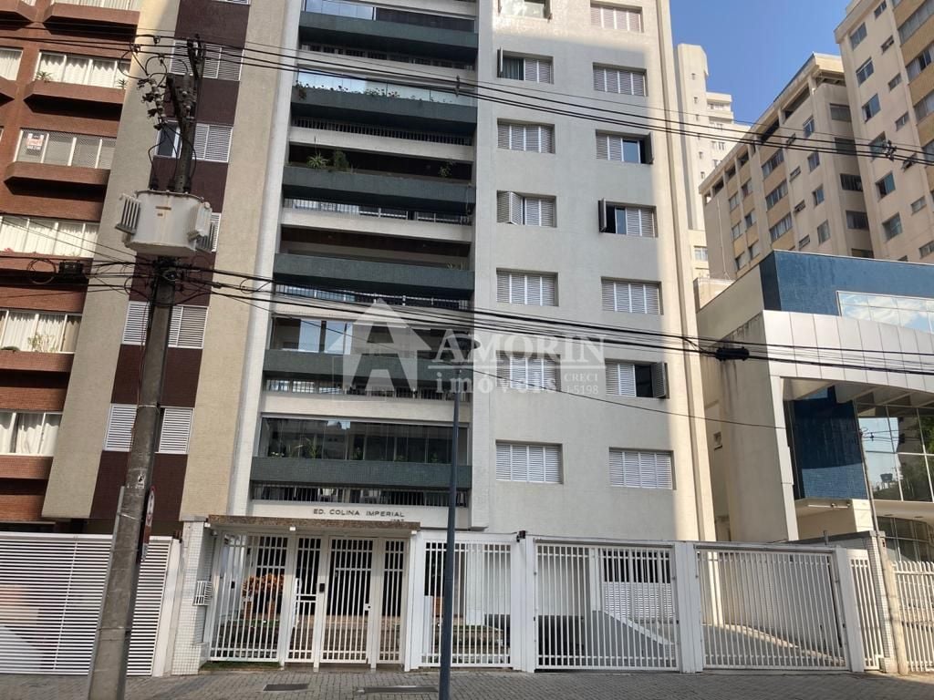 Apto a venda no bairro no Agua Verde por R  1.100.000