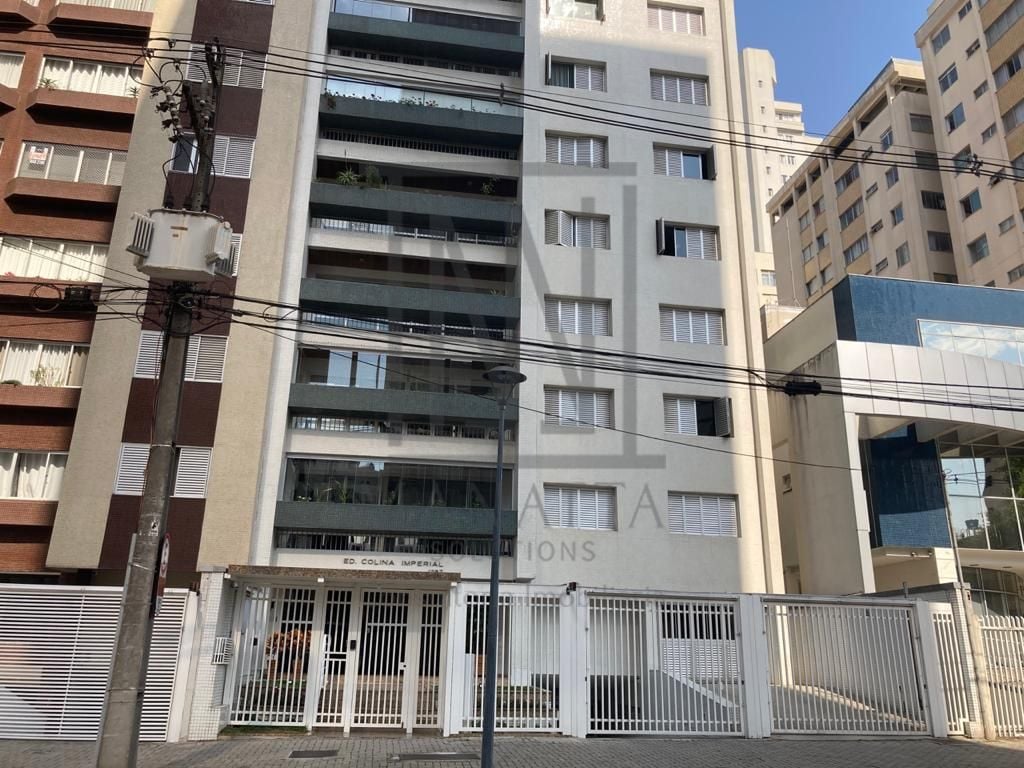 Apto a venda no bairro no Agua Verde por R  1.100.000