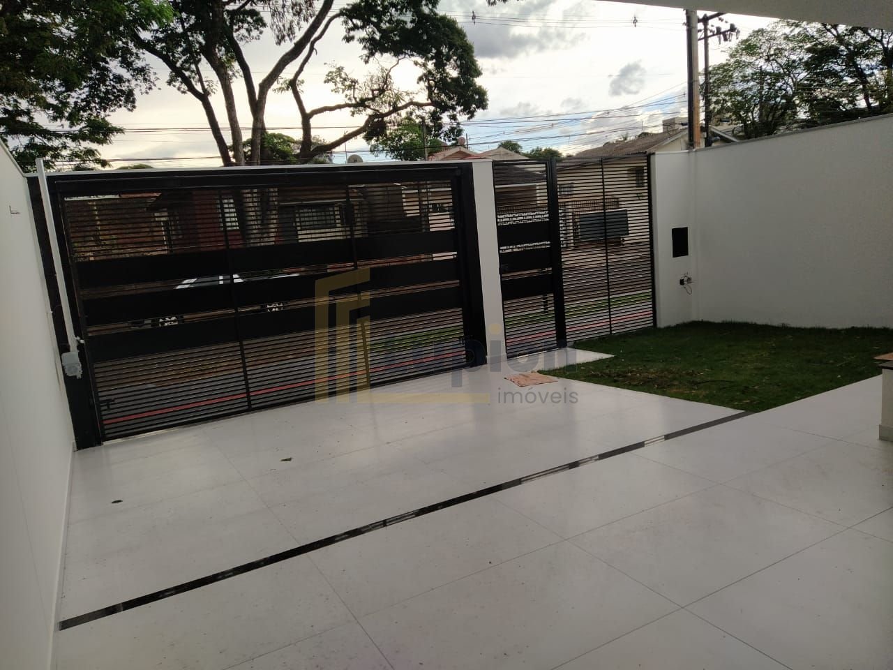 Casa com 3 dormitórios à venda, 145 m² por R$ 780.000,00 - Jar...