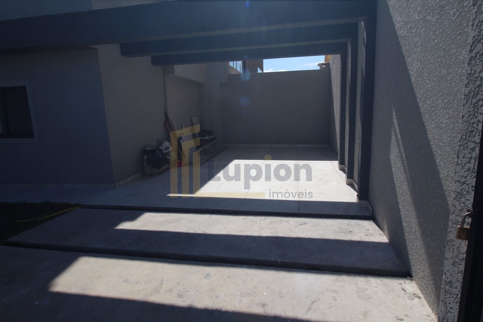 Sobrado com 3 dormitórios à venda, 160 m  por R  759.000,00 - ...