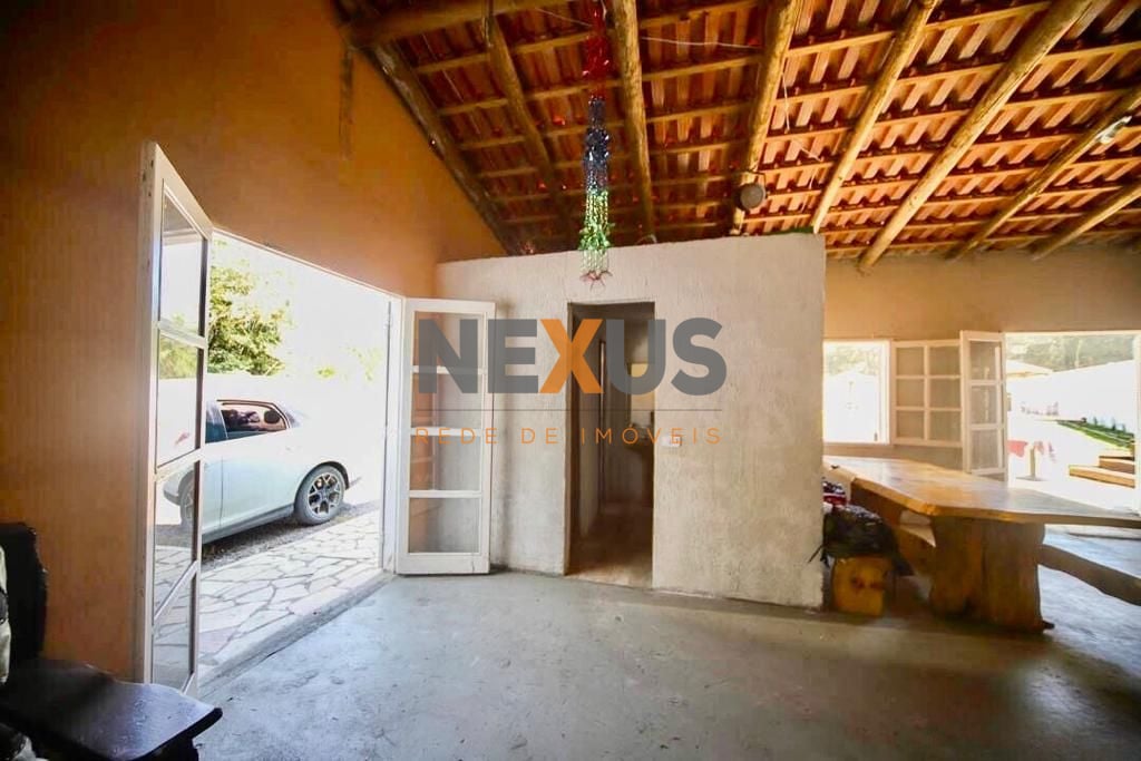 Chácara com 1 dormitório à venda, 2000 m  por R  600.000,00 - ...