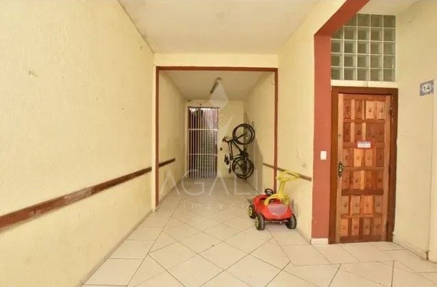 Prédio com 30 ktinets à venda, 1100 m  por R  2.350.000 - Rebo...