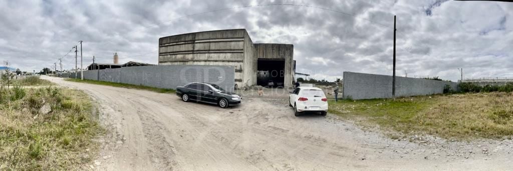 Terreno Industrial com Barracão de 2.400 m  em Condomínio  Loc...