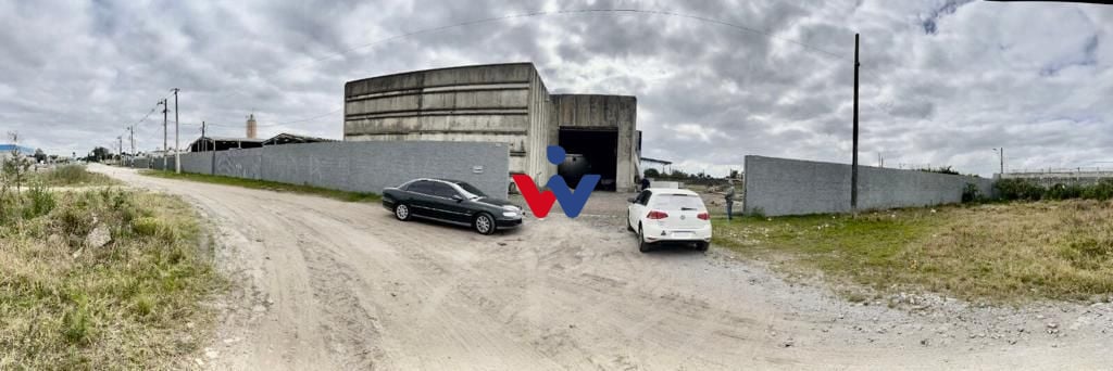 Barracão à venda, 2400 m  por R  6.000.000,00 - Ipê - São José...