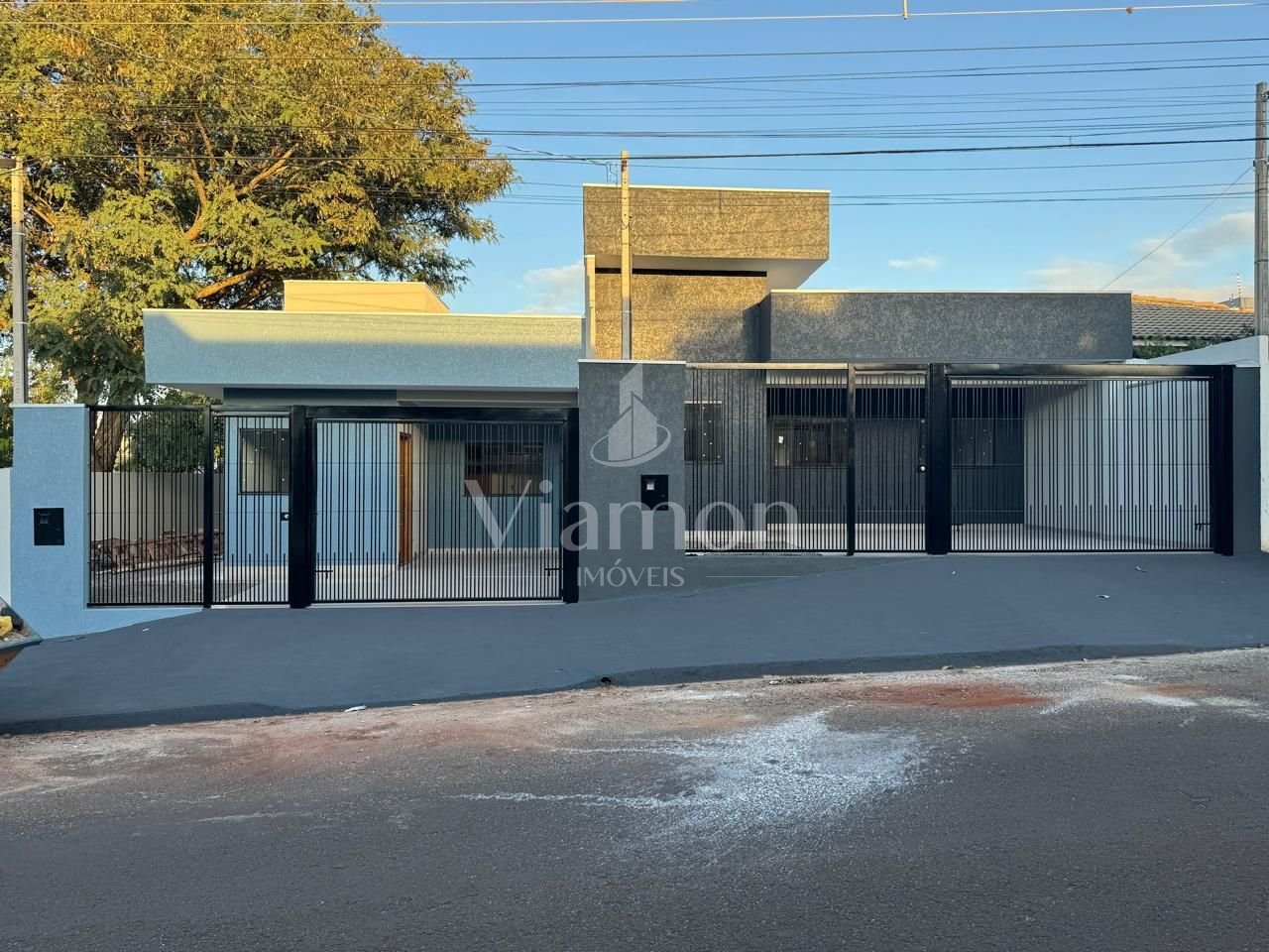 Casa com 2 dormitórios à venda, 125 m² por R$ 275.000,00 - Jar...