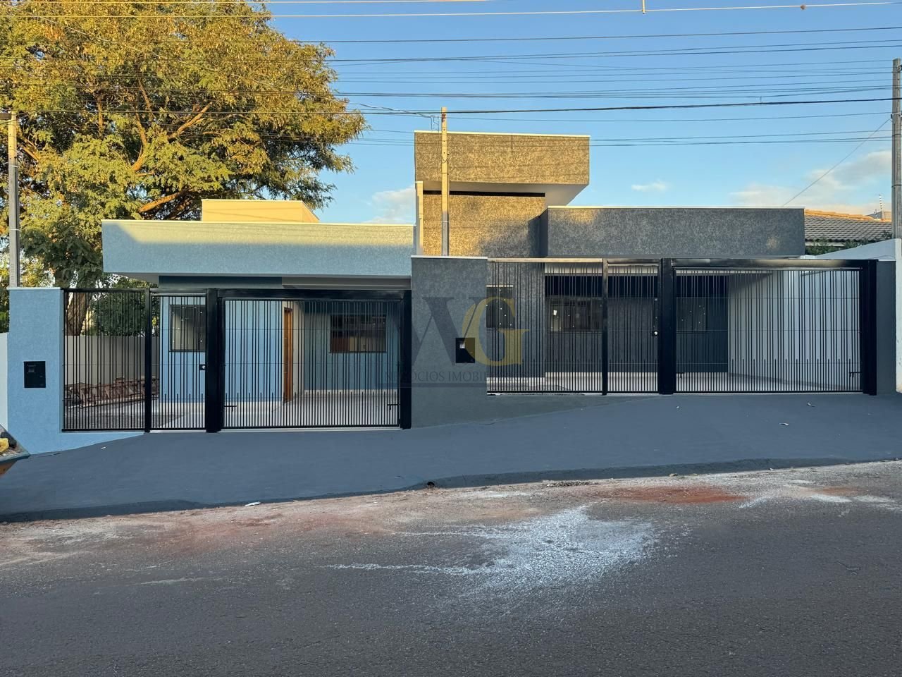 Casa com 2 dormitórios à venda, 125 m² por R$ 275.000,00 - Jar...