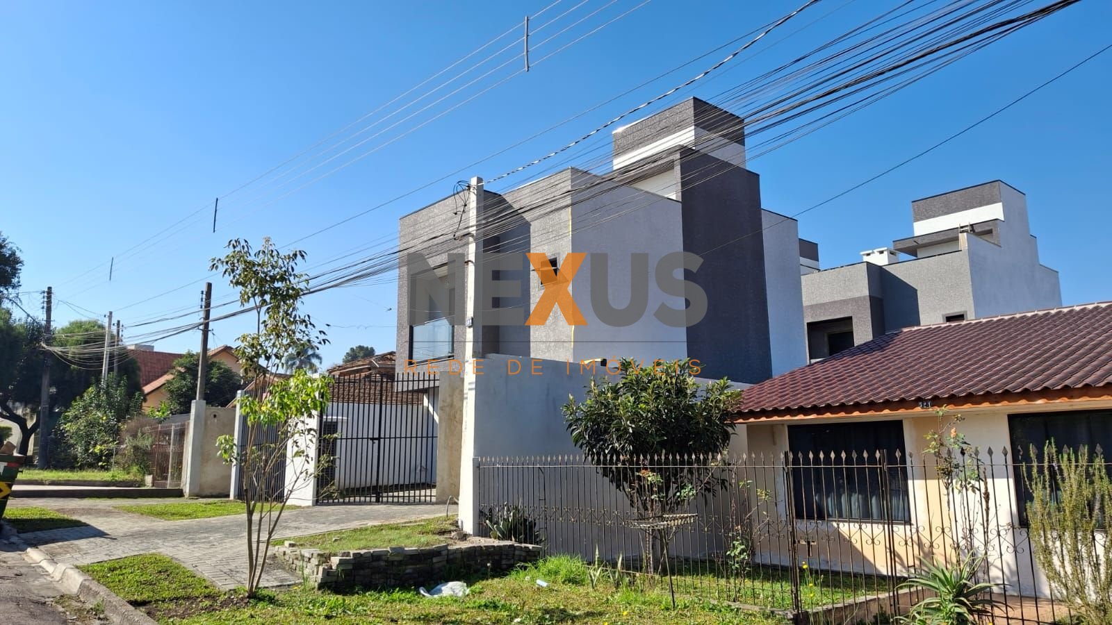 Sobrado com 3 dormitórios à venda, 117 m  por R  619.000,00 - ...