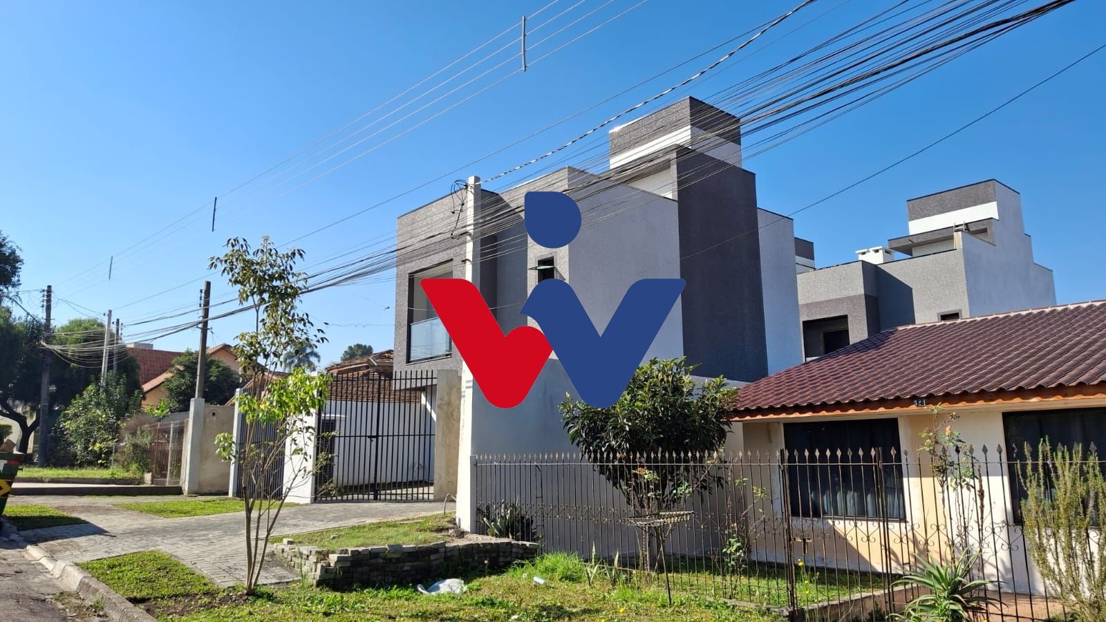 Sobrado com 3 dormitórios à venda, 117 m  por R  619.000,00 - ...
