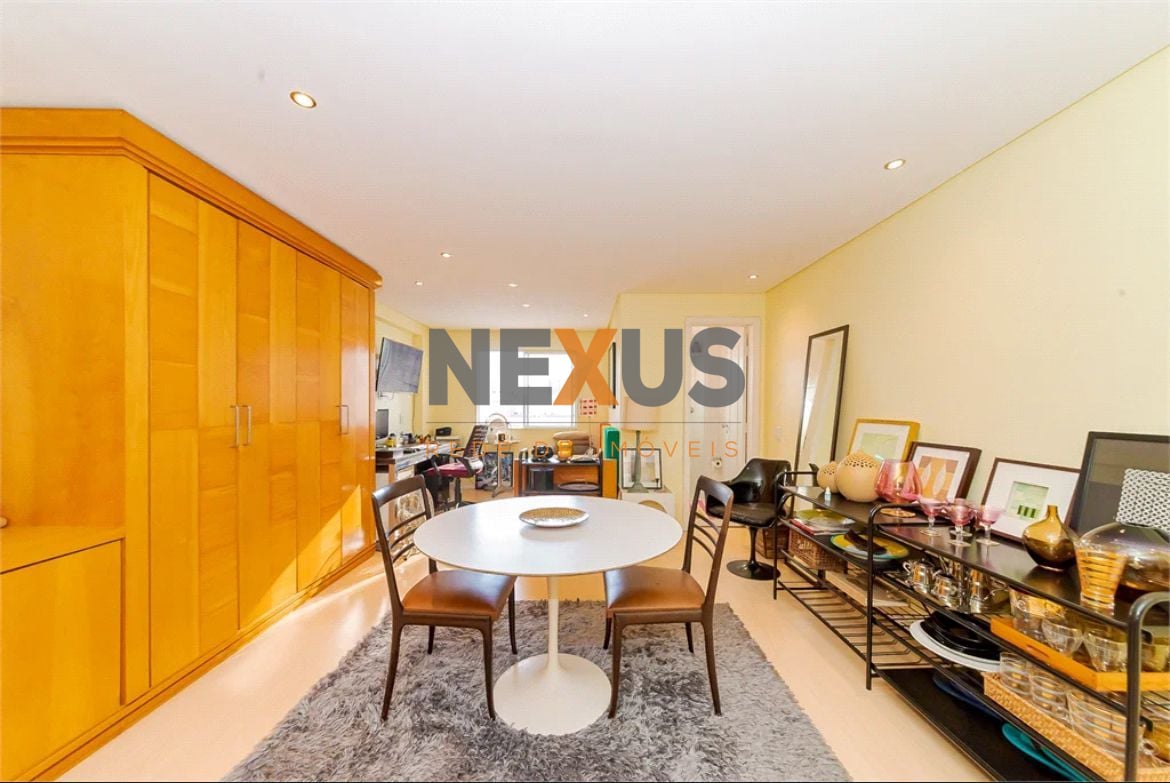 Apartamento com 1 dormitório à venda, 37 m  por R  269.000 - C...