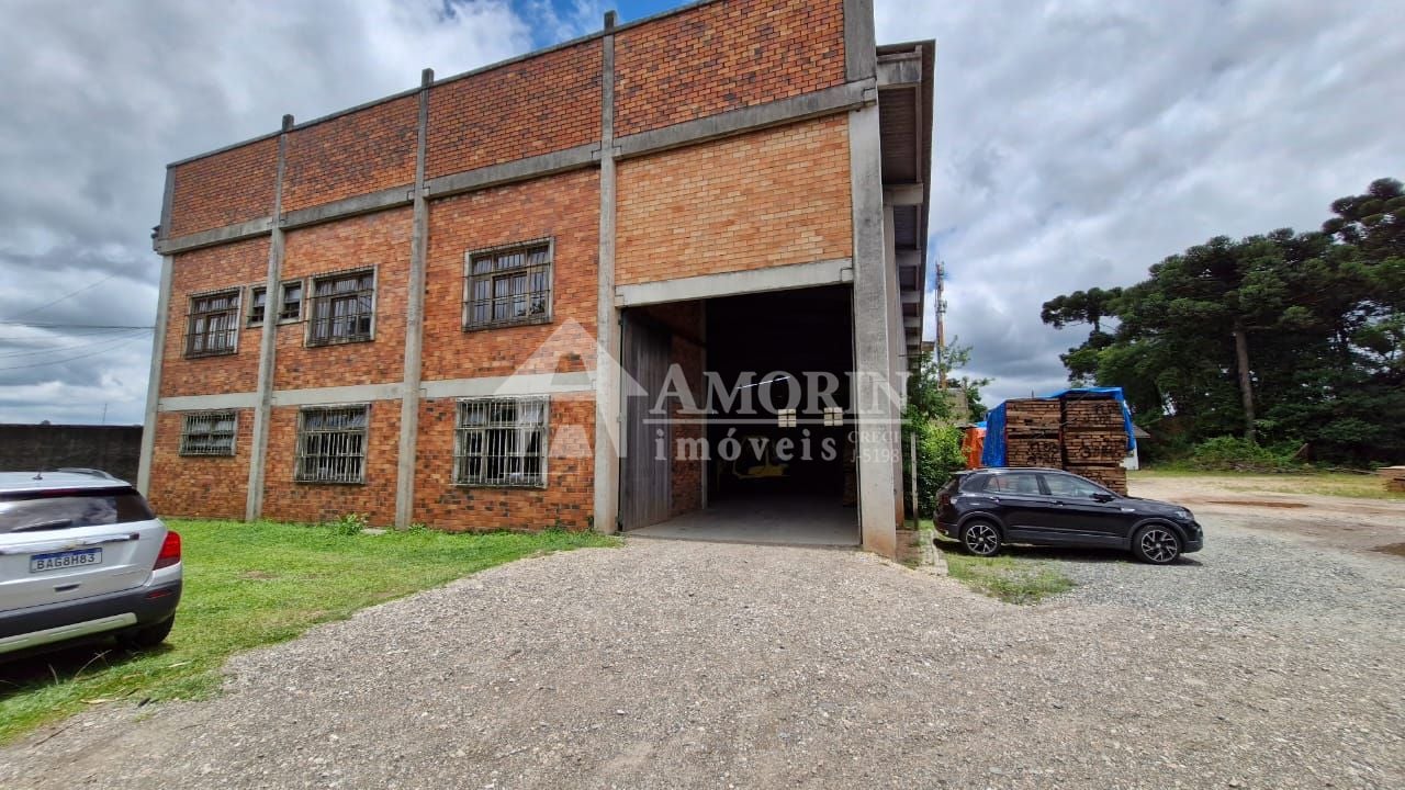 Barracão na Cidade Industrial com 1.075m , Pátio Amplo e Escri...
