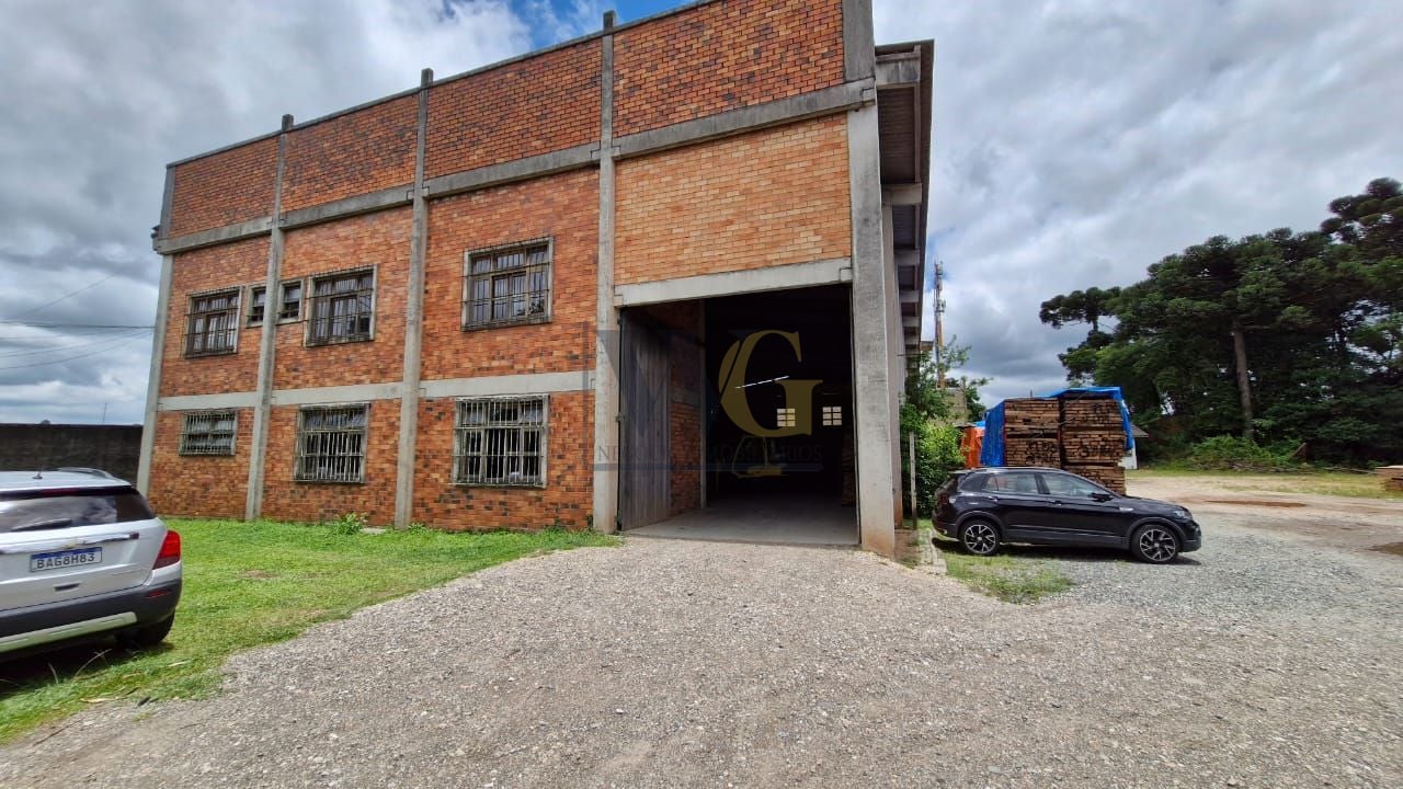 Barracão na Cidade Industrial com 1.075m , Pátio Amplo e Escri...