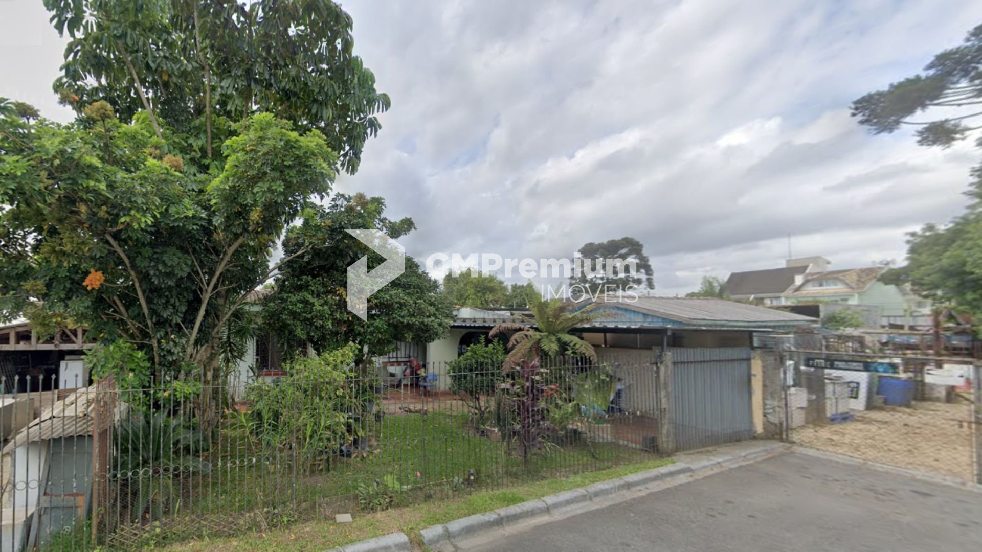Terreno à venda, 3151 m  por R  8.000.000,00 - Novo Mundo - Cu...