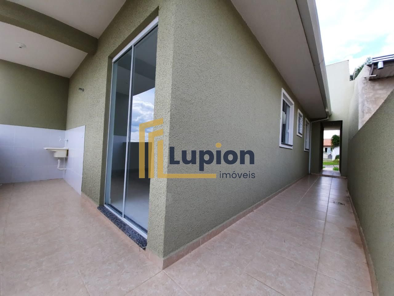 Casa com 3 dormitórios à venda, 131 m  por R  405.000,00 - Gra...