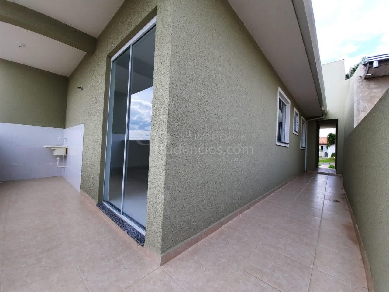 Casa à Venda no Gralha Azul, Fazenda Rio Grande  Conforto, Esp...