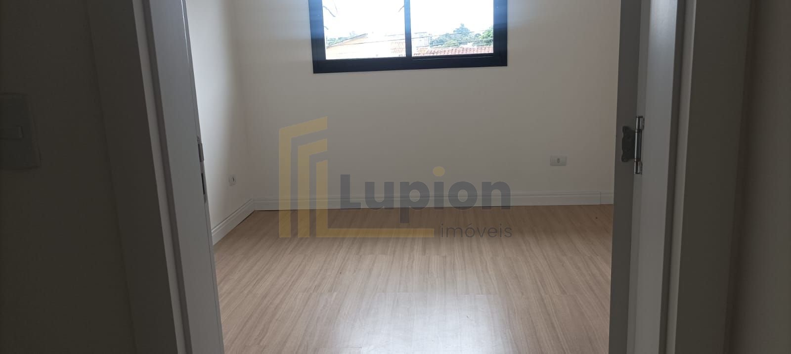 Sobrado com 3 dormitórios à venda, 107 m  por R  620.000,00 - ...