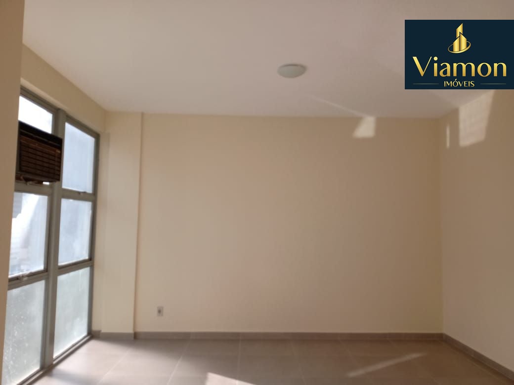 Sala em prédio central, seguro para trabalhar.