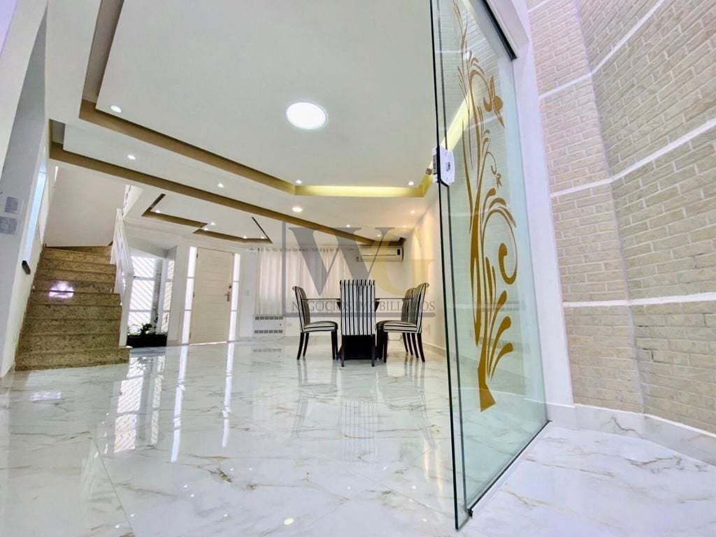 Casa com 3 dormitórios à venda, 250 m  por R  1.464.000,00 - M...