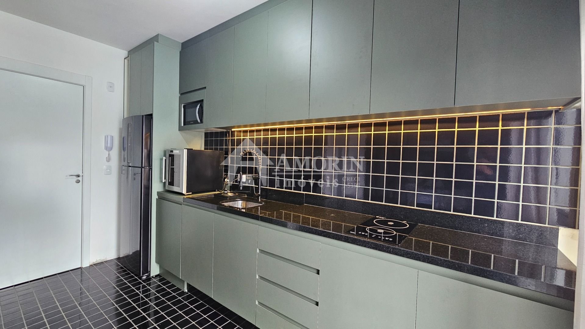 Studio Mobiliado, com 1 dormitório  à venda, 25 m  por R  305....
