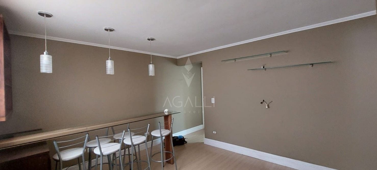 Apartamento com 2 dormitórios à venda, 45 m  por R  207.000,00...