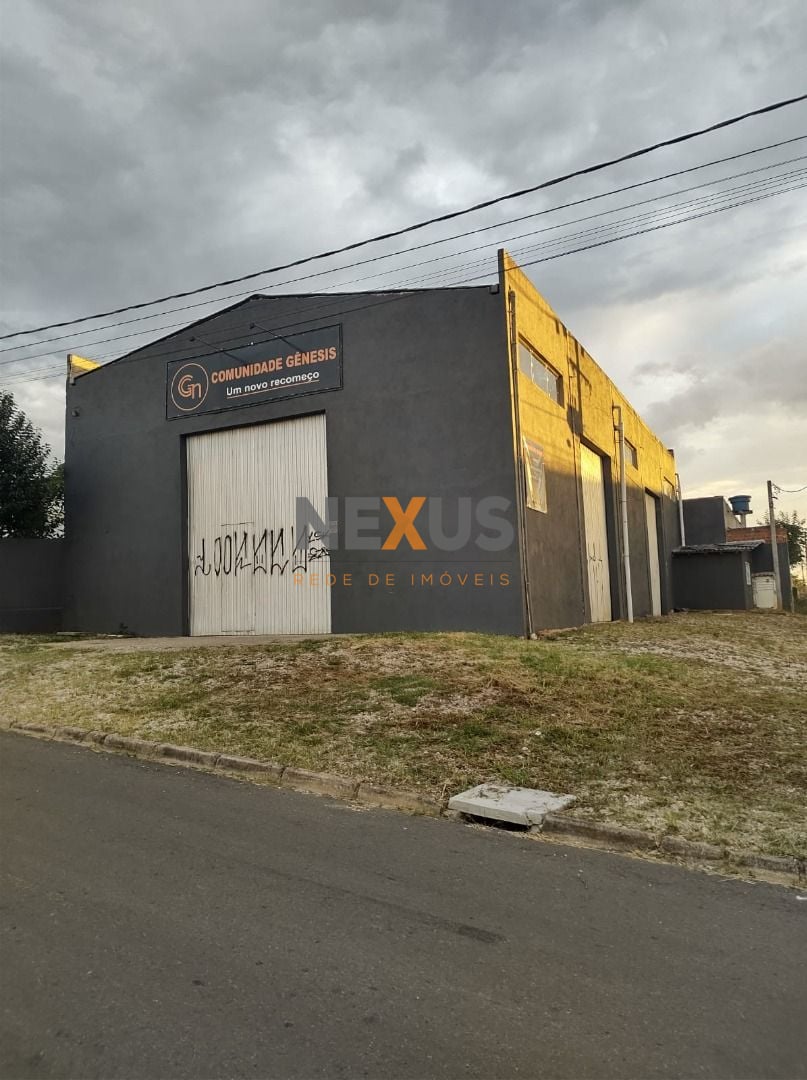 Barracão à venda, 320 m  por R  960.000,00 - Eucaliptos - Faze...