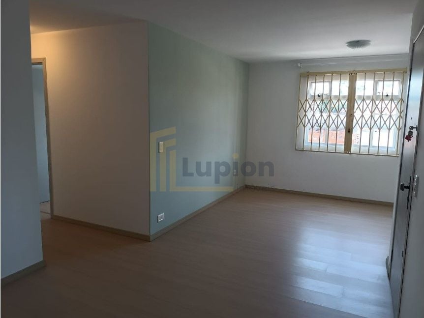Apartamento 3 Dormitórios com Suíte e Sacada no Bairro Guaíra ...