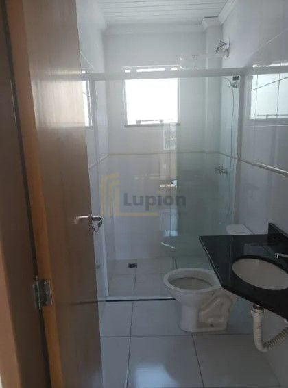 Apartamento com 2 dormitórios à venda, 69,90 m  por R  395 mil...