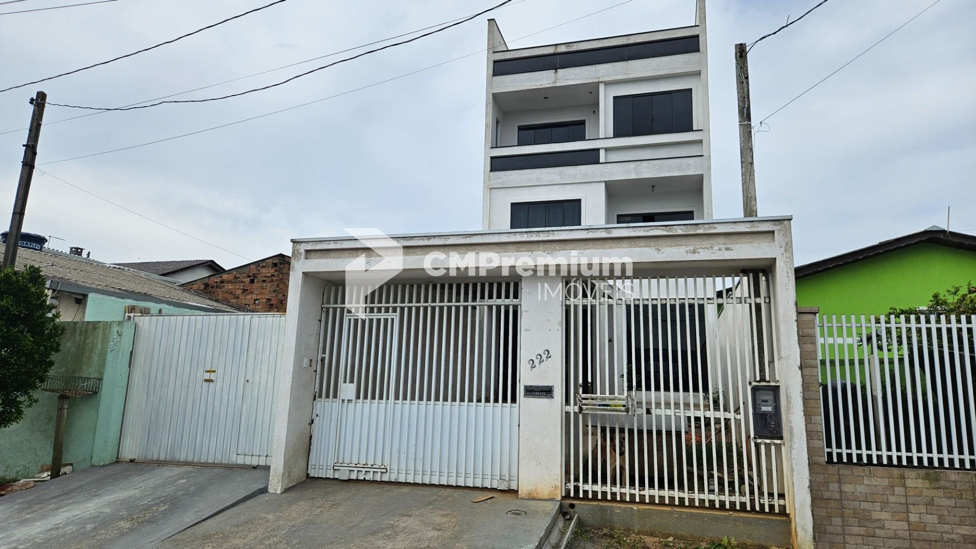 Sobrado com 4 dormitórios, sendo 01 suíte à venda, 350 m² por ...