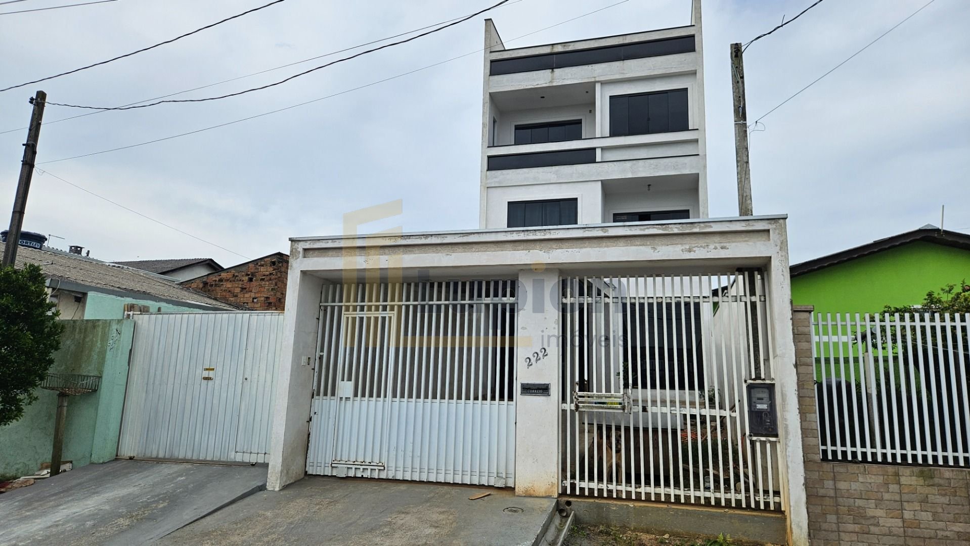 Sobrado com 4 dormitórios, sendo 01 suíte à venda, 350 m² por ...