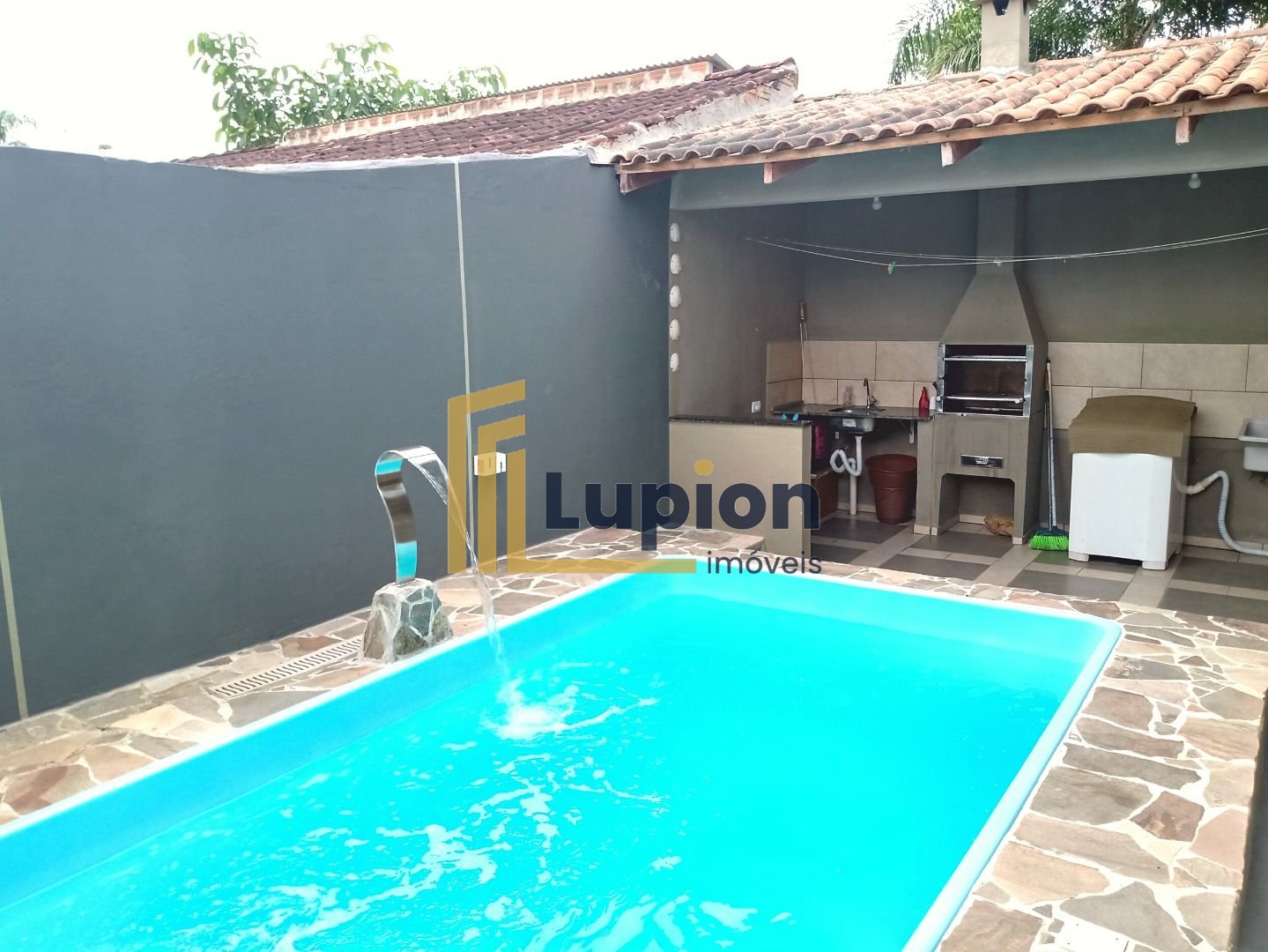 Casa com 3 dormitórios à venda, 90 m  por R  395.000,00 - Itap...