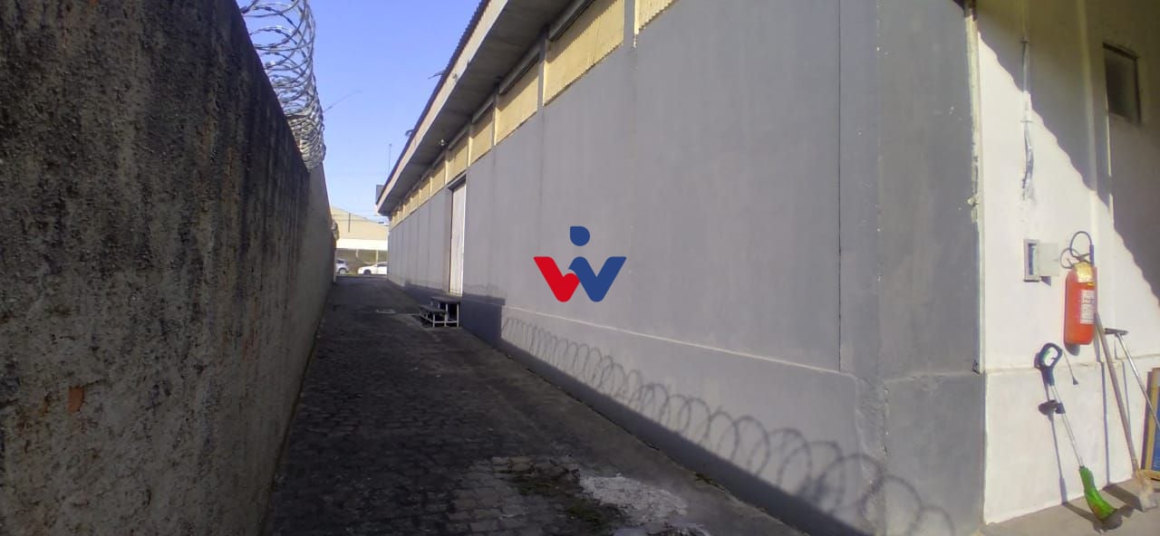 Barracão à venda, 730 m  por R  2.500.000,00 - Cidade Industri...