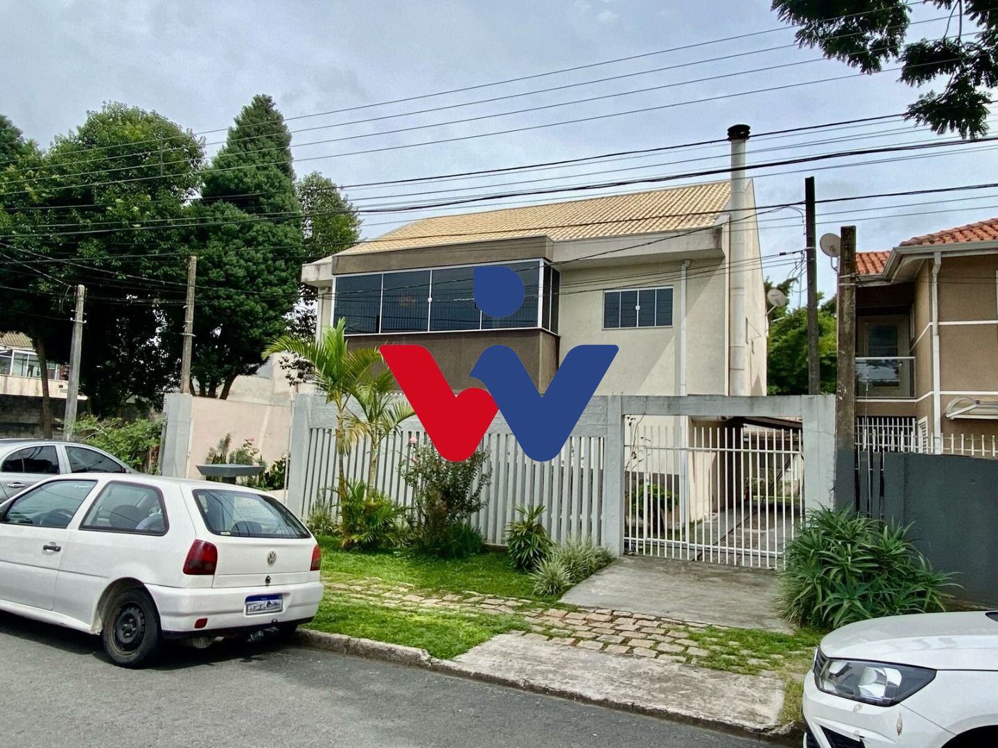 Casa com 3 dormitórios à venda, 240 m  por R  999.900,00 - Gua...