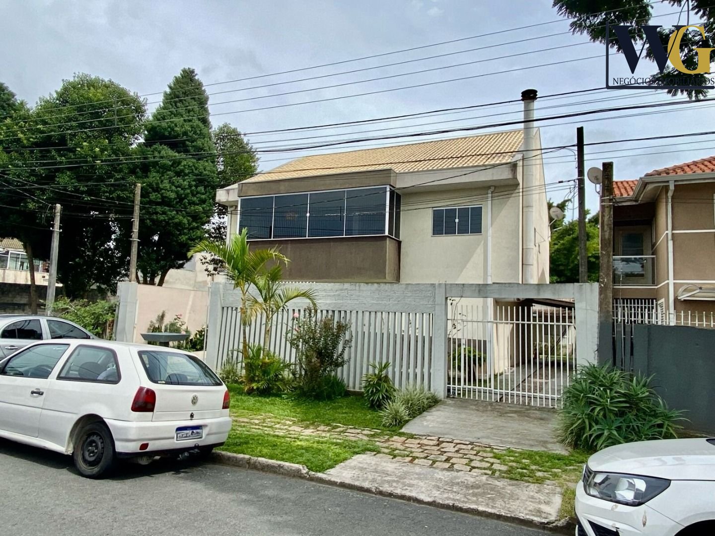 Casa com 3 dormitórios à venda, 240 m  por R  999.900,00 - Gua...