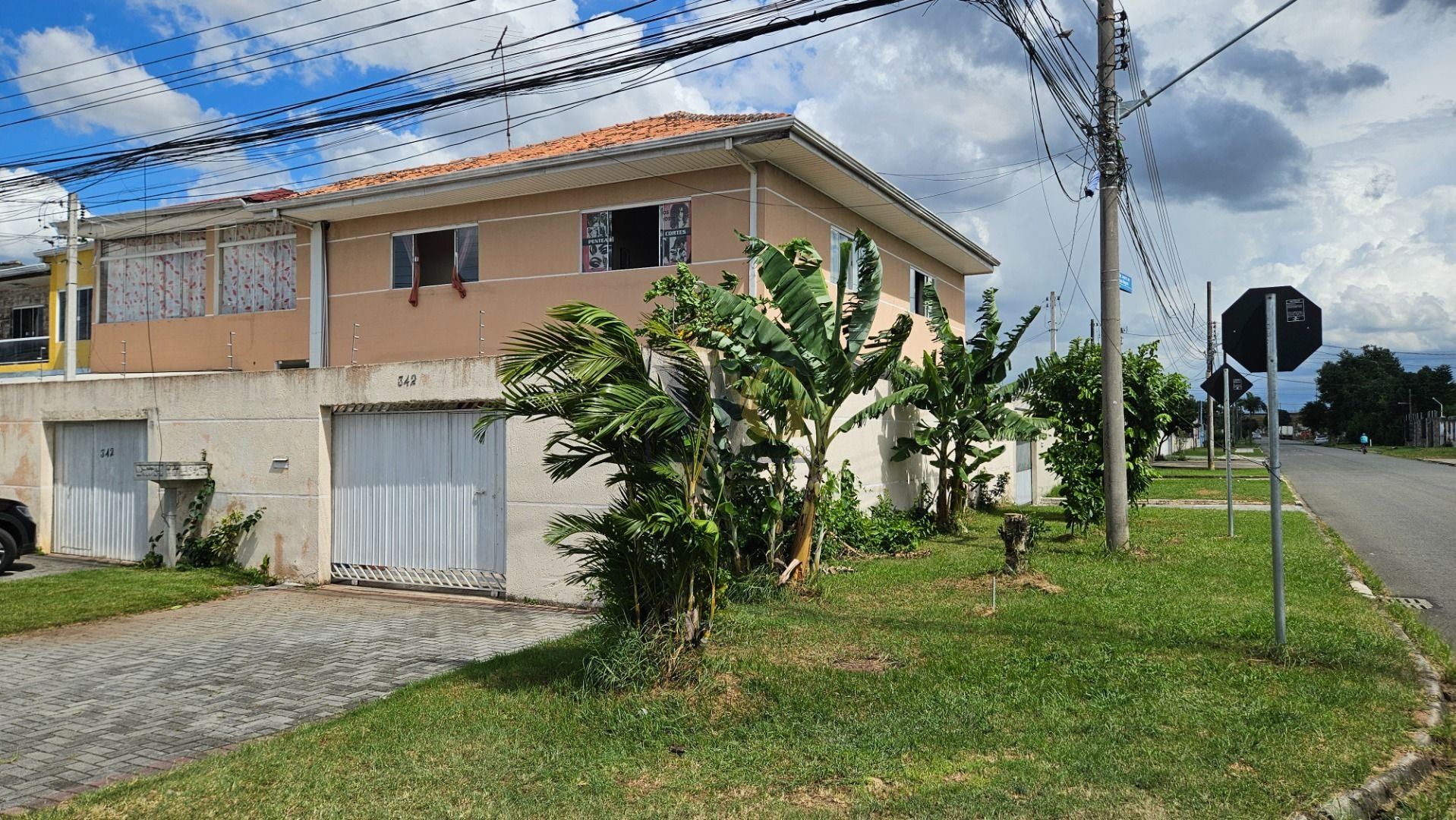 Imóvel 340m  com residência, sala comercial e 3 quitinetes ind...