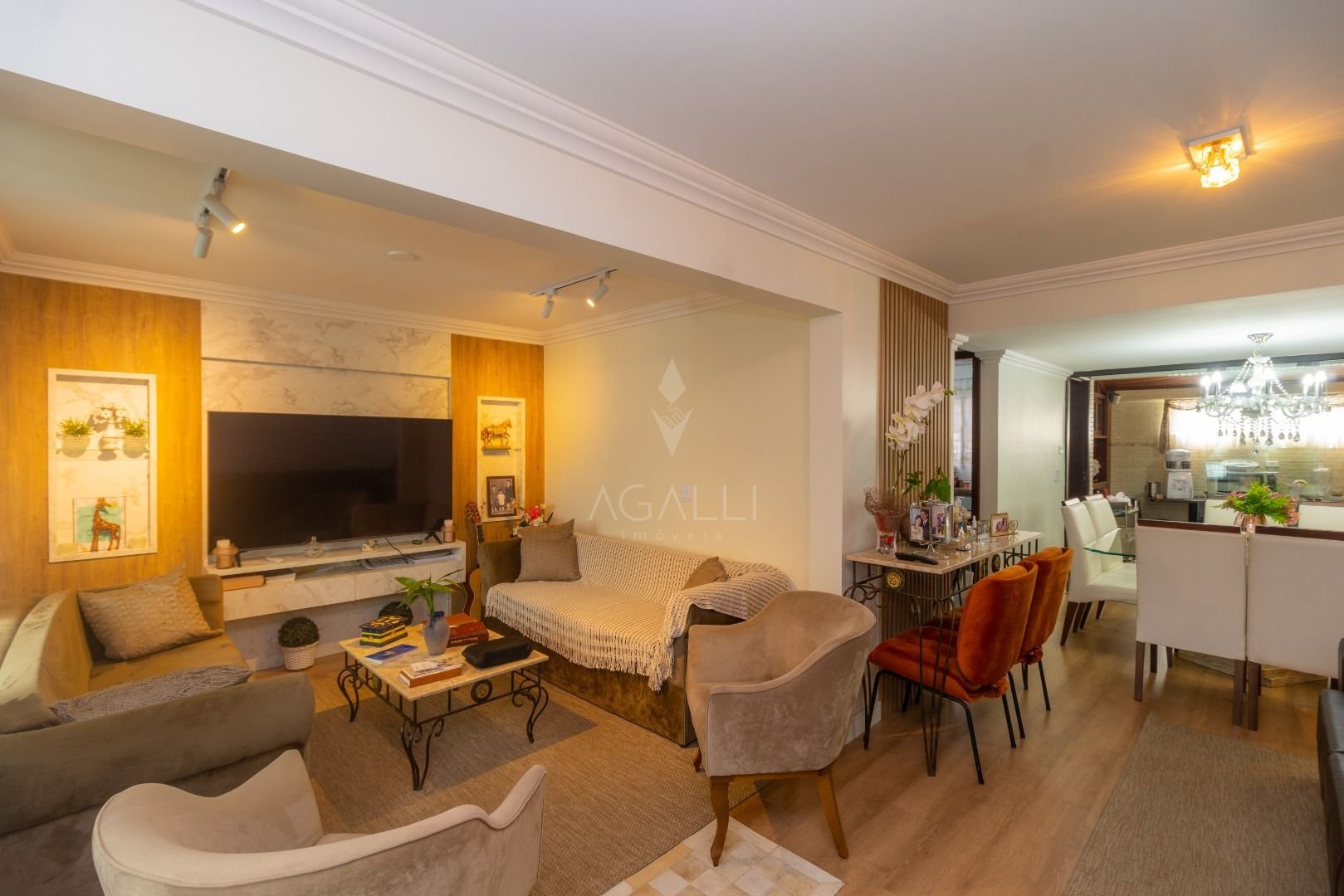 Sobrado com 3 dormitórios à venda, 175 m  por R  1.099.000,00 ...