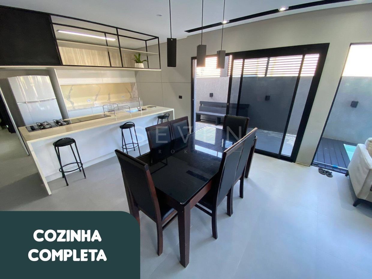 Sobrado Triplex Novo em Guaratuba, 3 Quartos, Piscina e Área G...