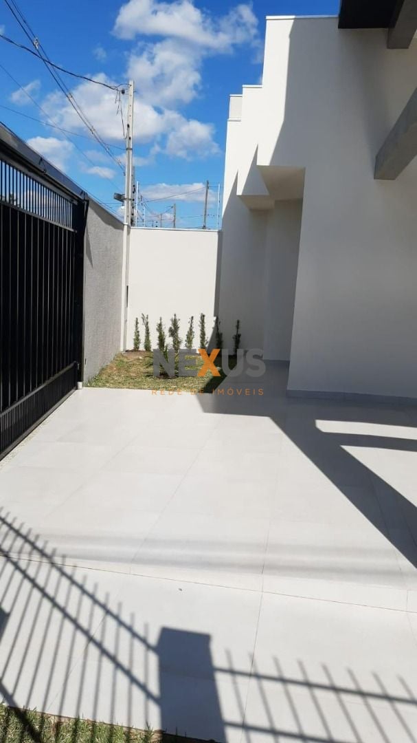 Casa com 3 dormitórios à venda, 157 m² por R$ 670.000,00 - Jar...