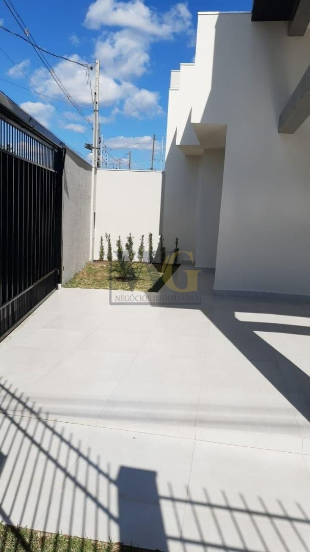 Casa com 3 dormitórios à venda, 157 m² por R$ 670.000,00 - Jar...